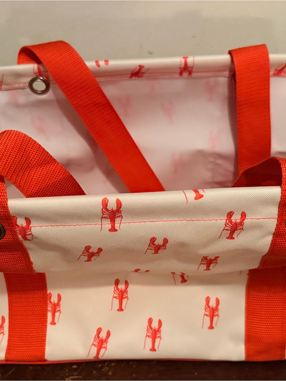 thirty-one Medium Utility Tote Cream and Coral with a fun Lobster Print